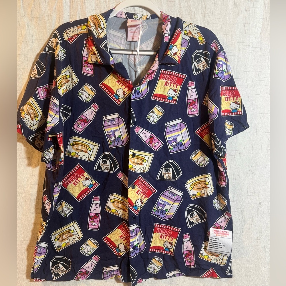 Sanrio Hello Kitty & Friends Kawaii Mart Button Up Shirt Large - Picture 4 of 10